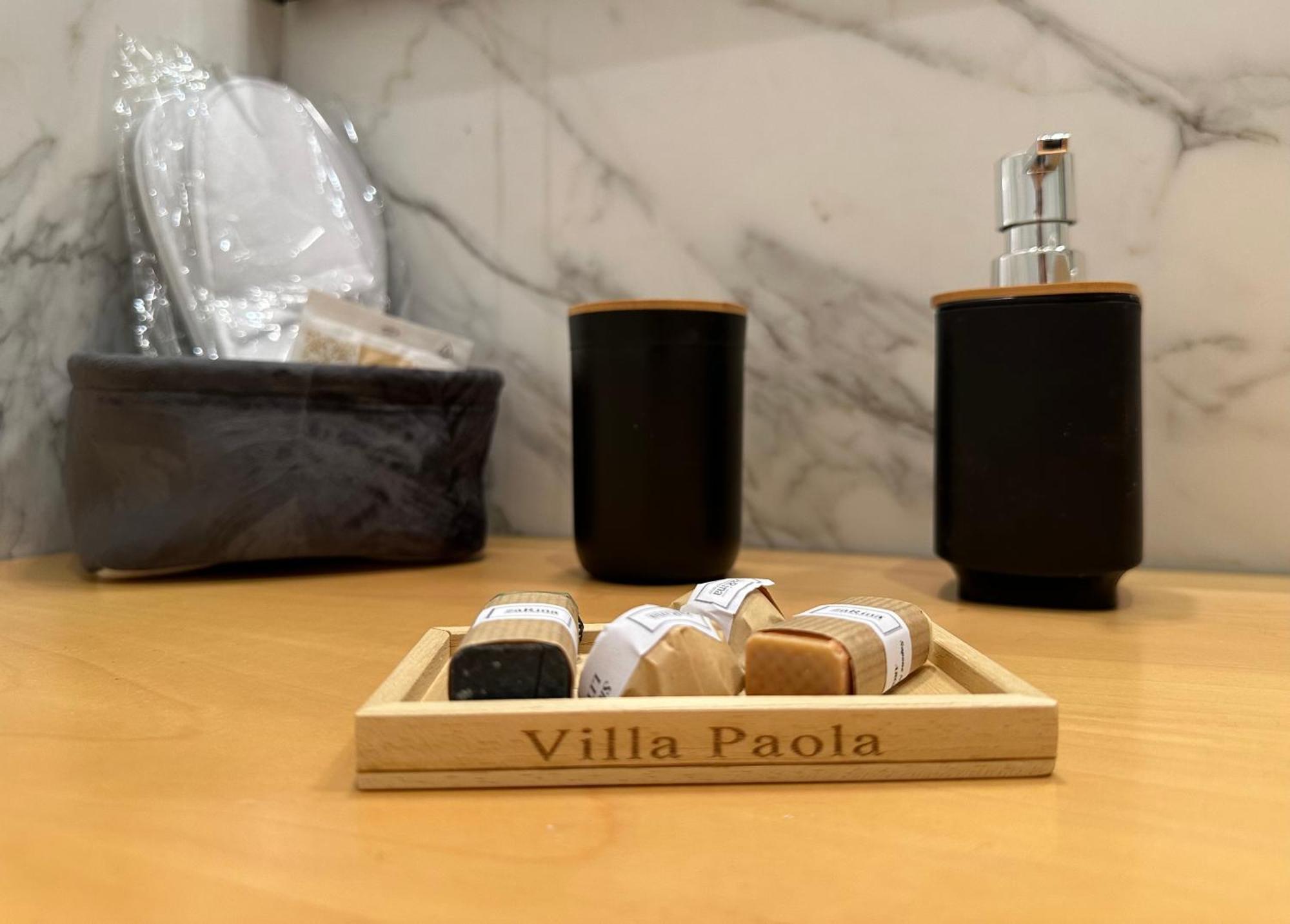 Villa Paola City Center , Luxury House In Town Centre บารี ภายนอก รูปภาพ